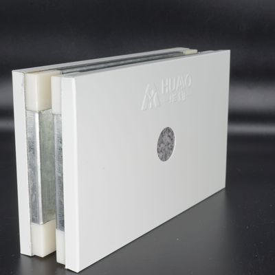 Buy Quick Installation Modular Cleanroom Wall Panels With Magnetic Seals And Fireproof online manufacture